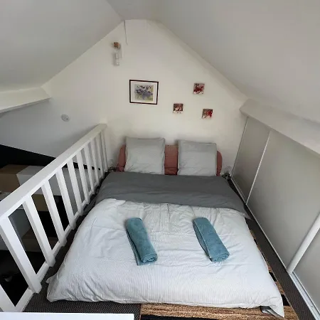 La Petite Place St Maurice Apartment *