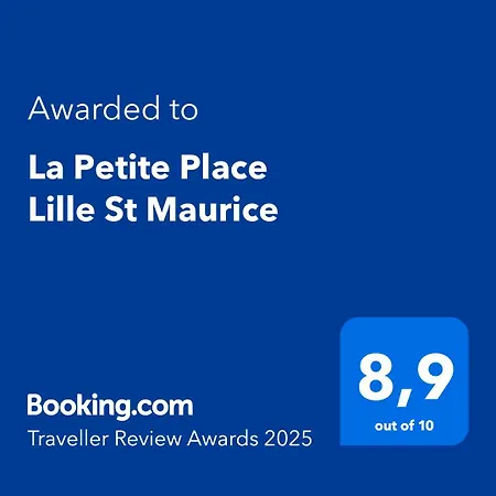 Apartment La Petite Place St Maurice